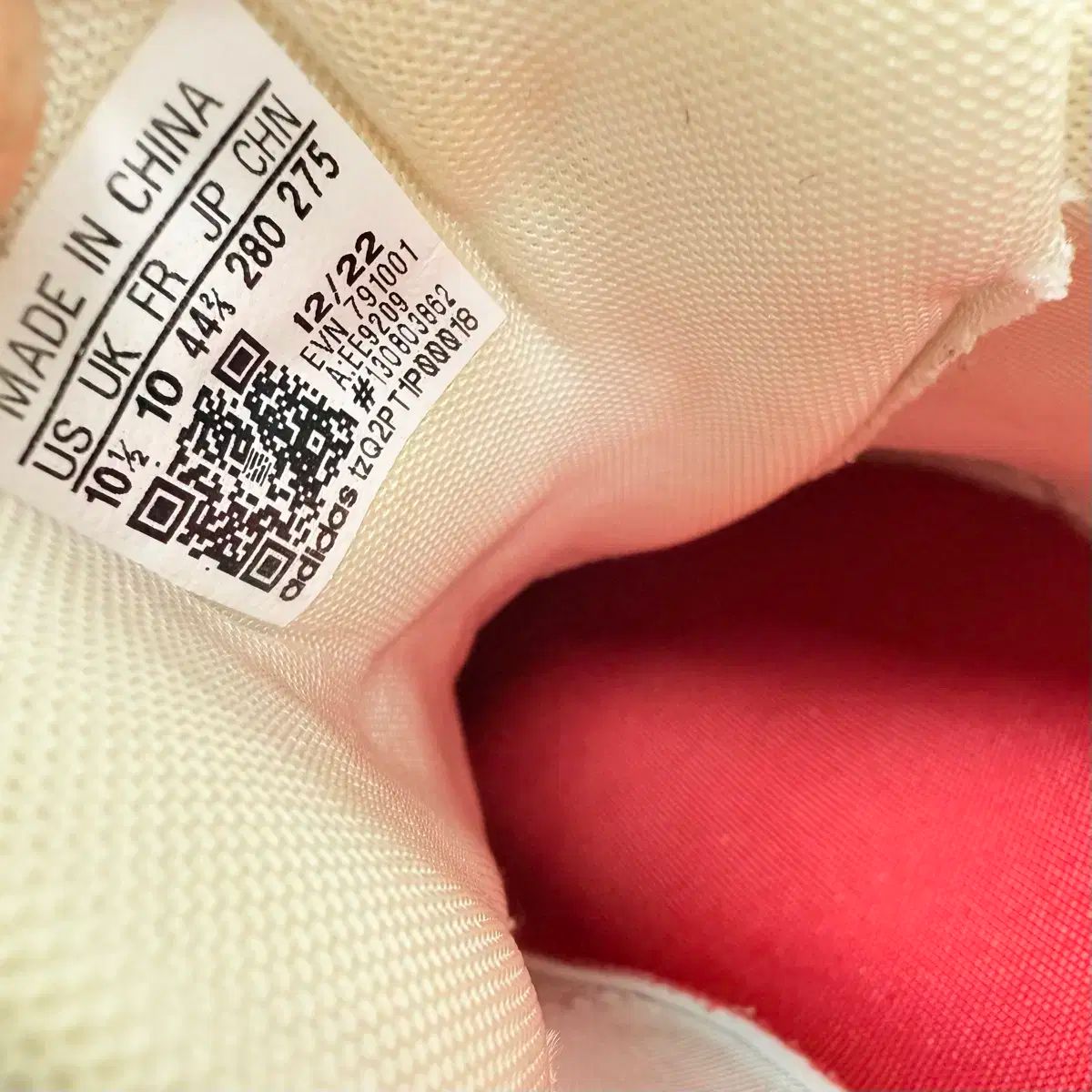 ゴルフシューズ