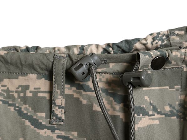 お得なクーポン配布中!】 デッドストック 米軍実物 プロパー 社製