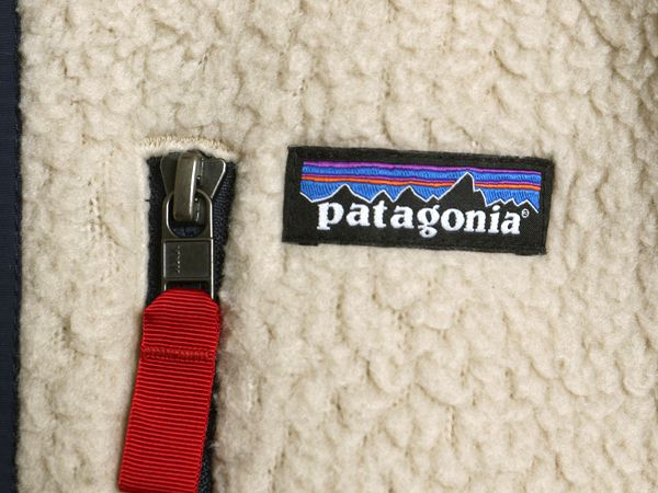 お得なクーポン配布中!】 パタゴニア レトロ パイル ベスト メンズ XL