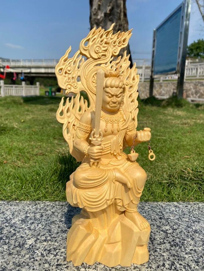 木彫仏像 仏教美術 精密細工 不動明王像 仏師手仕上げ品 高さ17cm