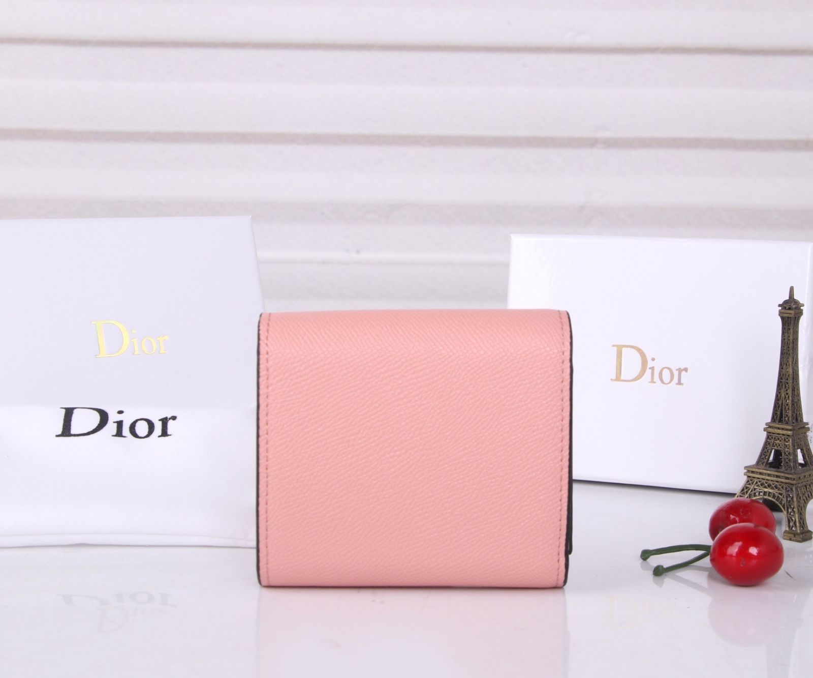 大特価】 極美品 Christian Dior クリスチャンディオール 折り財布