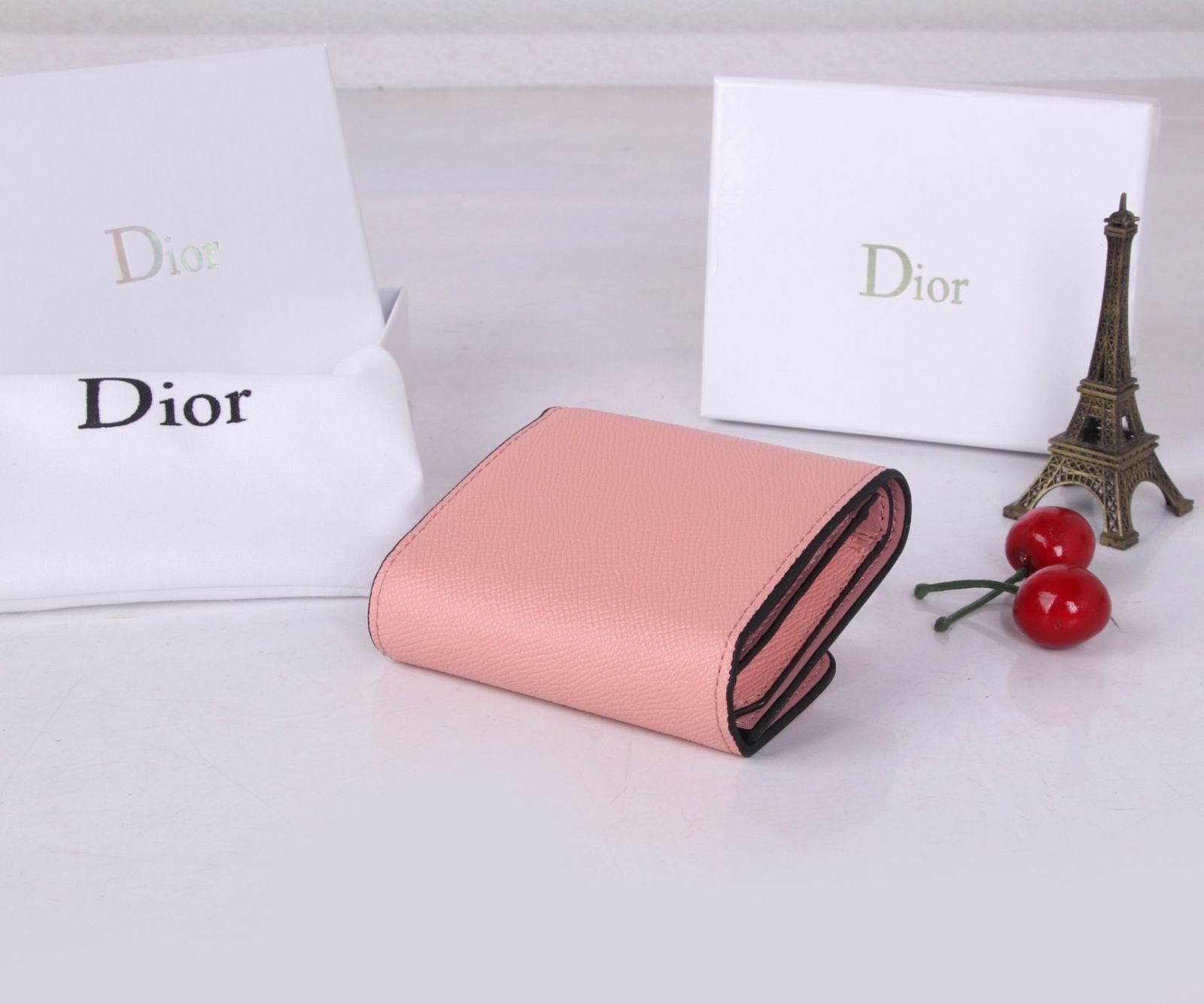大特価】 極美品 Christian Dior クリスチャンディオール 折り財布
