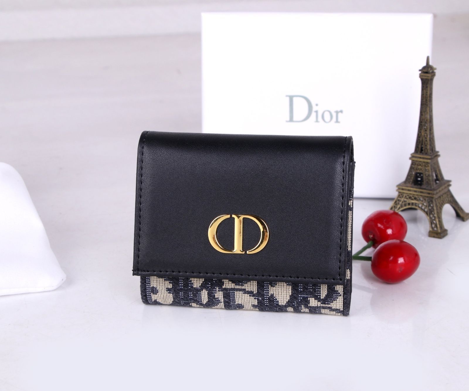 お値下げ！ dior 財布 ウォレット レア 極美品 お値下げ！限定 Christian Dior クリスチャンディオール 折り財布 小銭