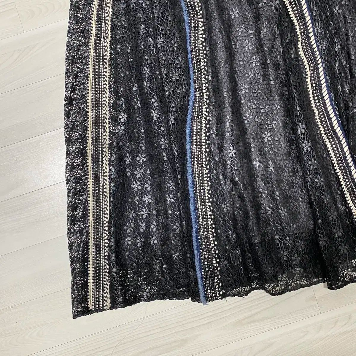 オブジェ 3段レース