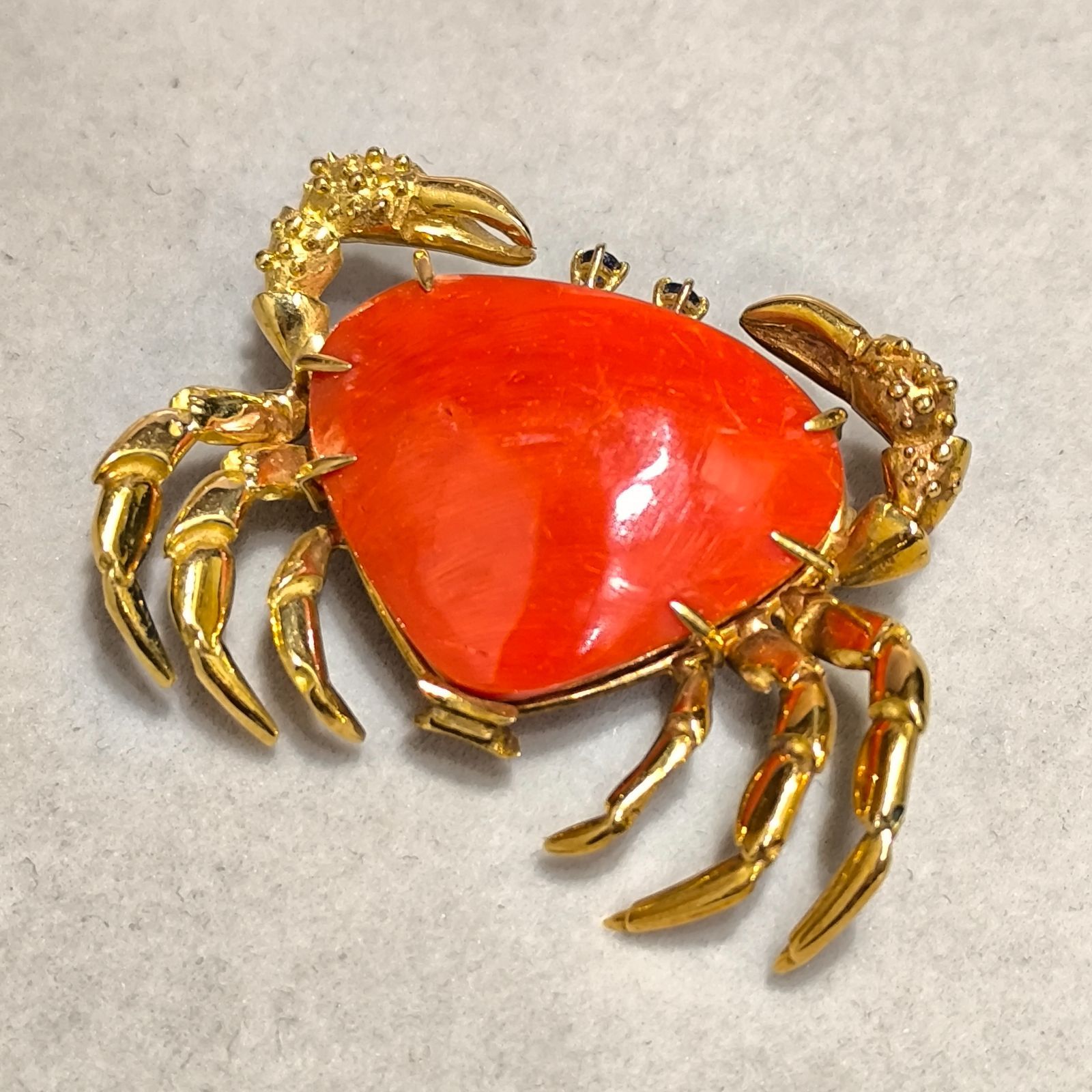 La Taillerie Du Corail クラブモチーフブローチ K18 750 珊瑚 サファイア フランス コルシカ島