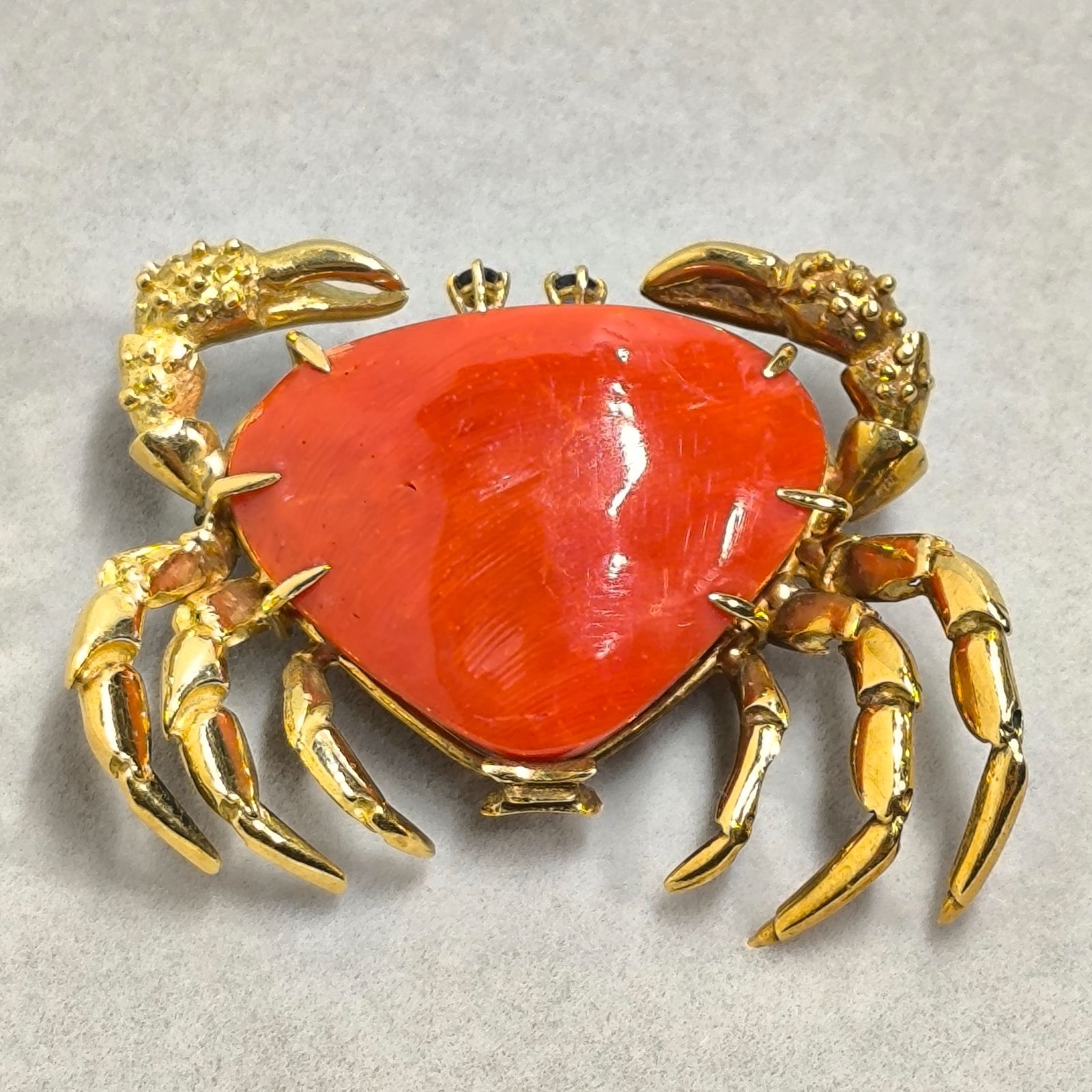 La Taillerie Du Corail クラブモチーフブローチ K18 750 珊瑚 サファイア フランス コルシカ島