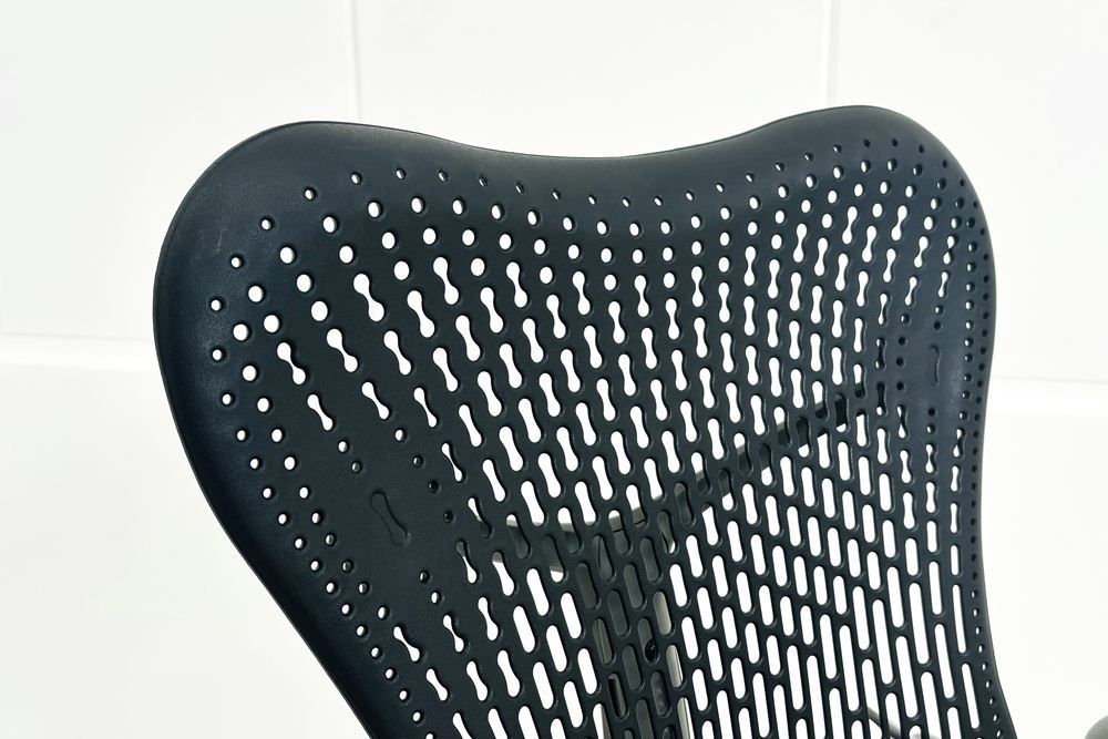 ハーマンミラー ミラチェア チェア Herman Miller Mirra Chair メッシュ 事務椅子 オフィス家具 MR113AAM A000004014 MARWIL-DEMENAGEMENTS_CH