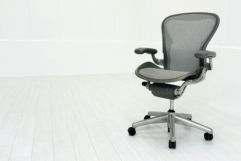 ハーマンミラー アーロンチェア Bサイズ Herman Miller Aeron Chairs オフィス家具 グレー A000004007