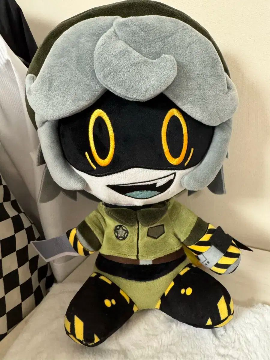 マザー ドローン v キャンピング ぬいぐるみ