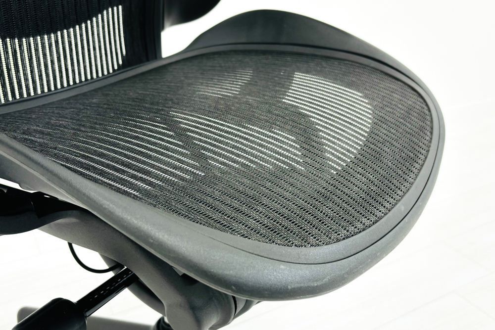 ハーマンミラー アーロンチェア Bサイズ ランバーサポート Herman Miller Aeron Chairs オフィス家具 メッシュ A000004006 MARWIL-DEMENAGEMENTS_CH