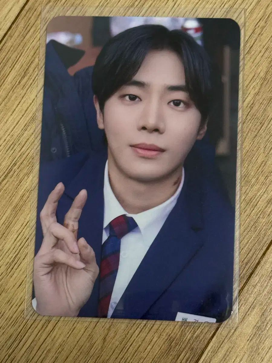 チュ ヨンウ ケヌとソンニョ トレカ 傷なし まだ売れてません