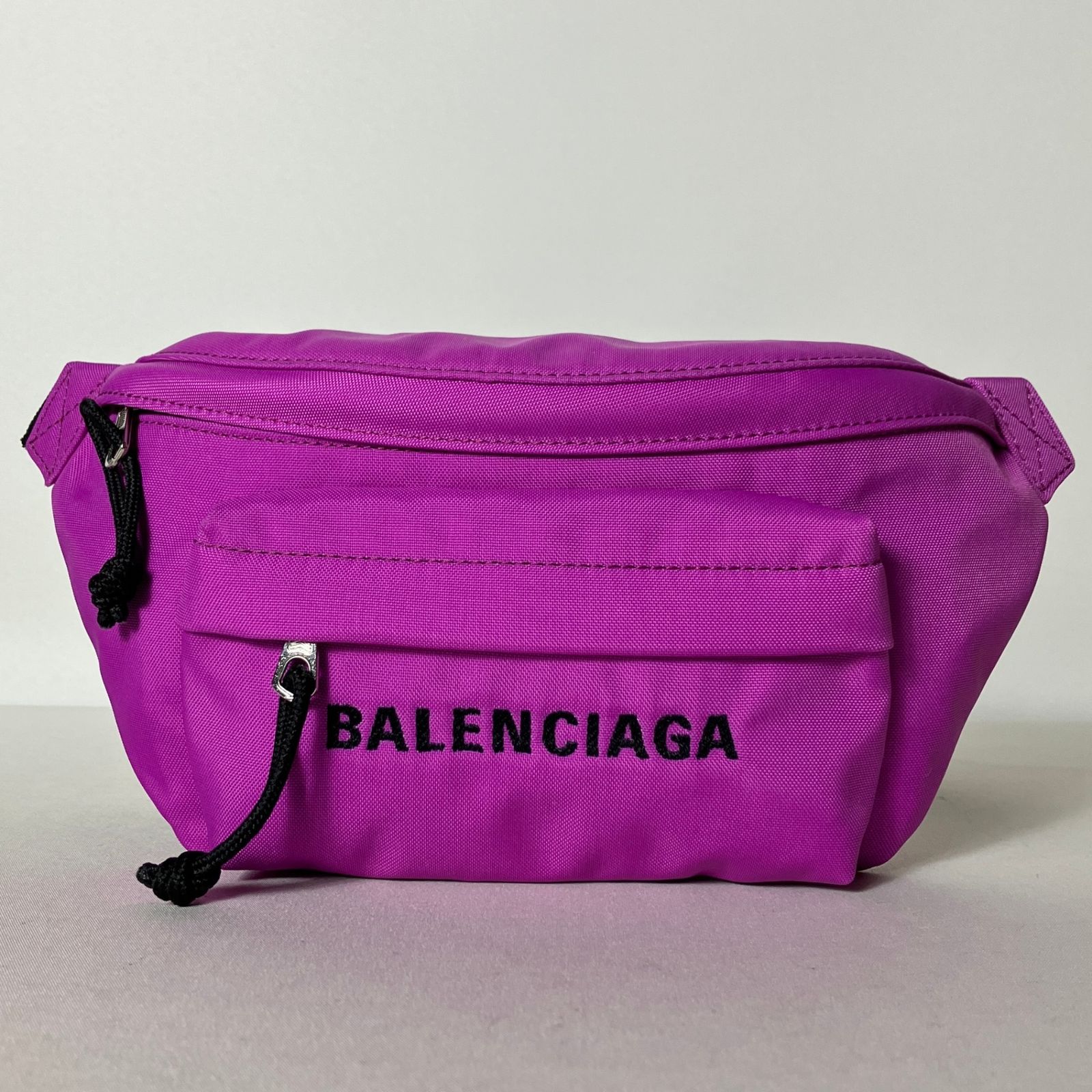 2510-243｜ ｜バレンシアガ ボディバッグ ナイロン フューシャピンク
