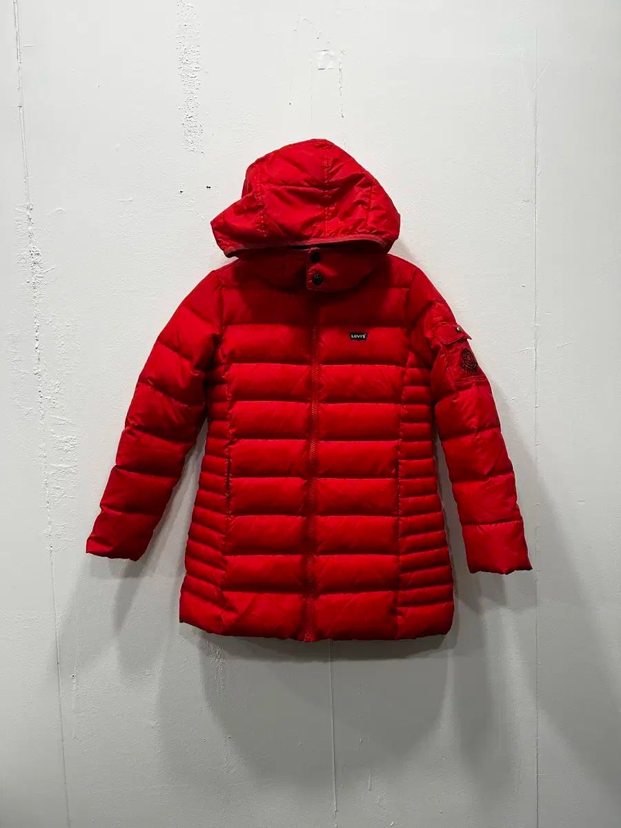 赤いハーフジップ トレーナー D'lites おニャン子クラブ 赤いハーフジップ トレーナー D'lites おニャン子クラブ