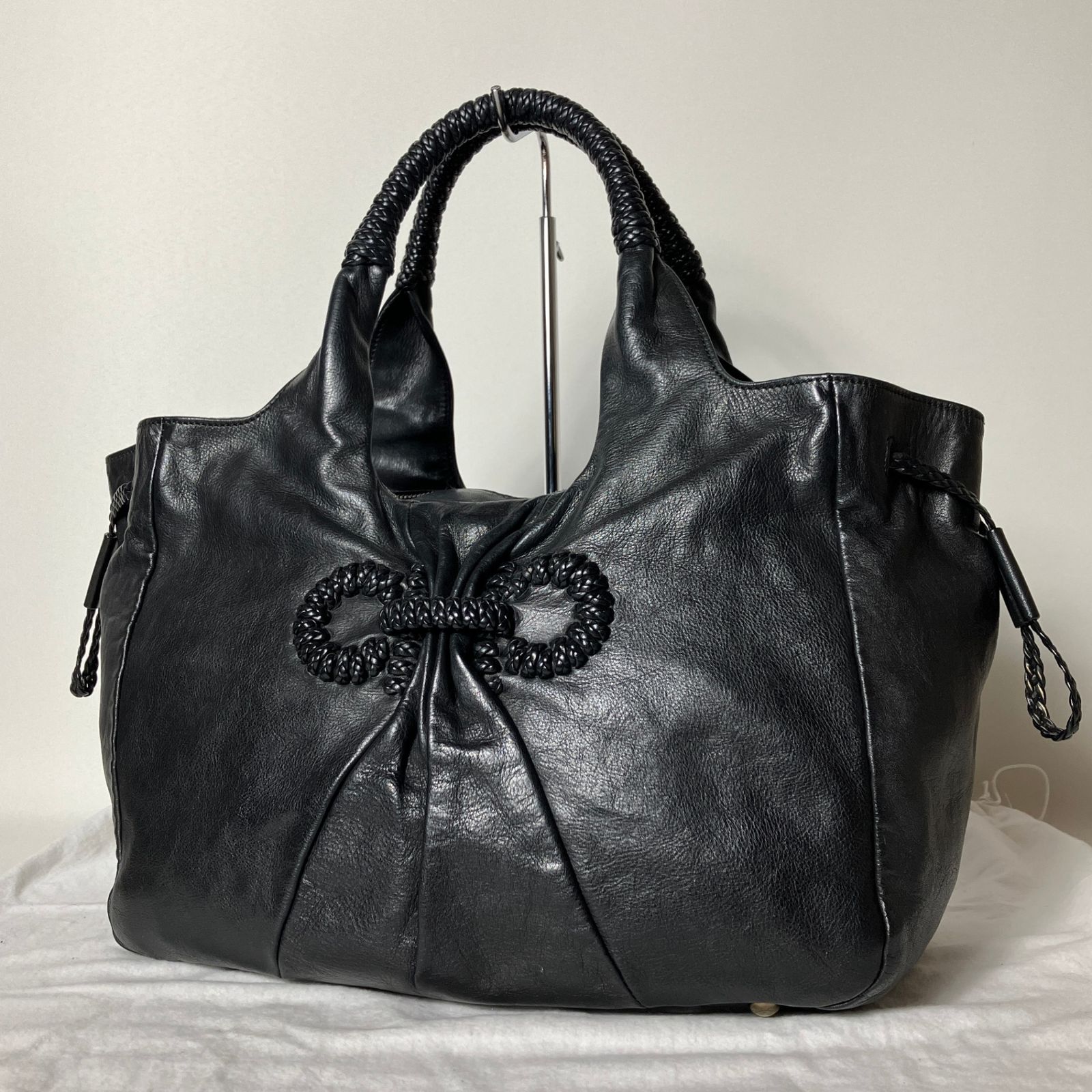 2510-245| |フェラガモ ハンドバッグ レザー ブラック ガンチーニ