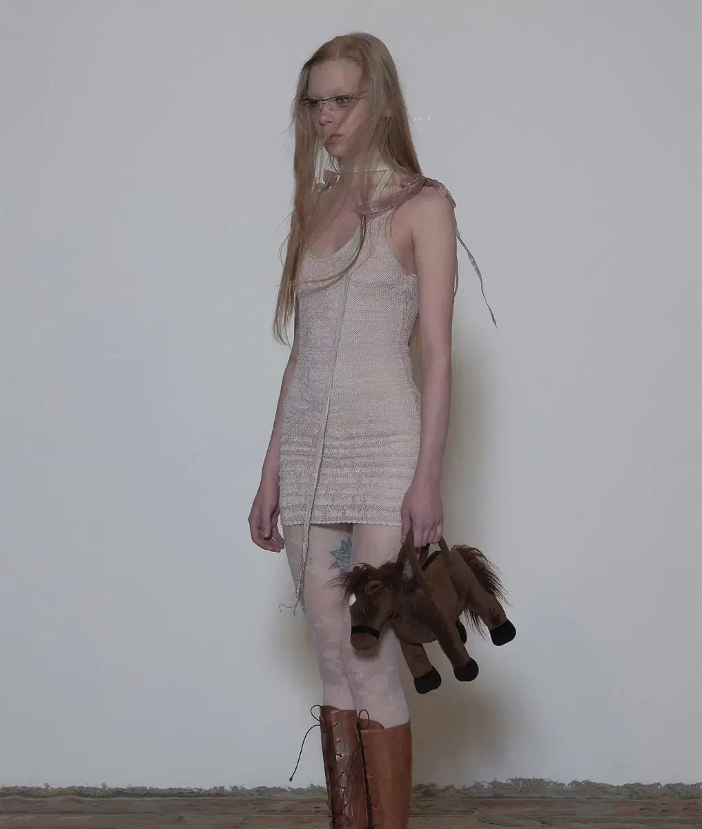 SCULPTOR スカルプター シルエット クロシェ ミニ ドレス メタリック ピンク Silhouette Cr