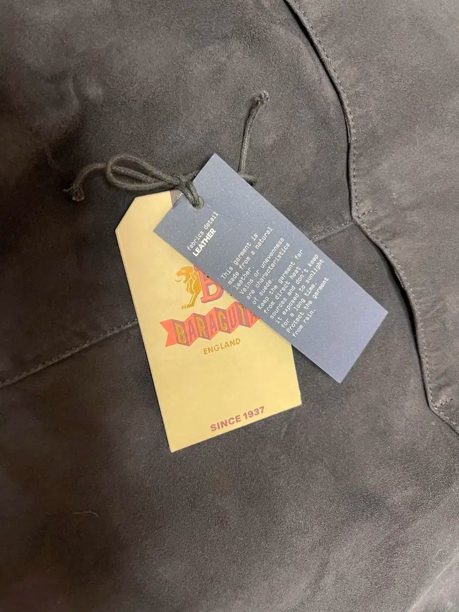 ネイビー 42サイズ