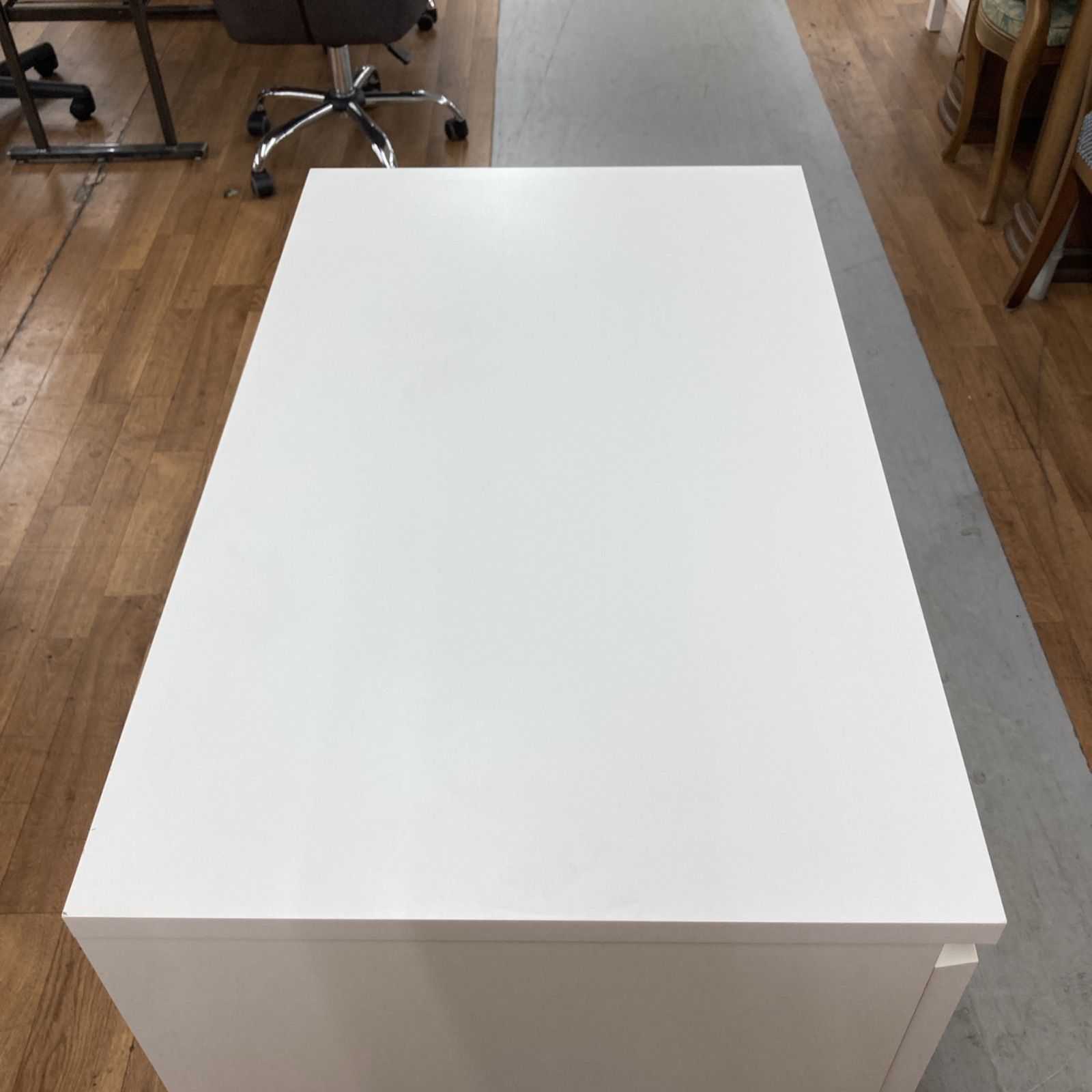 3段チェスト MALM