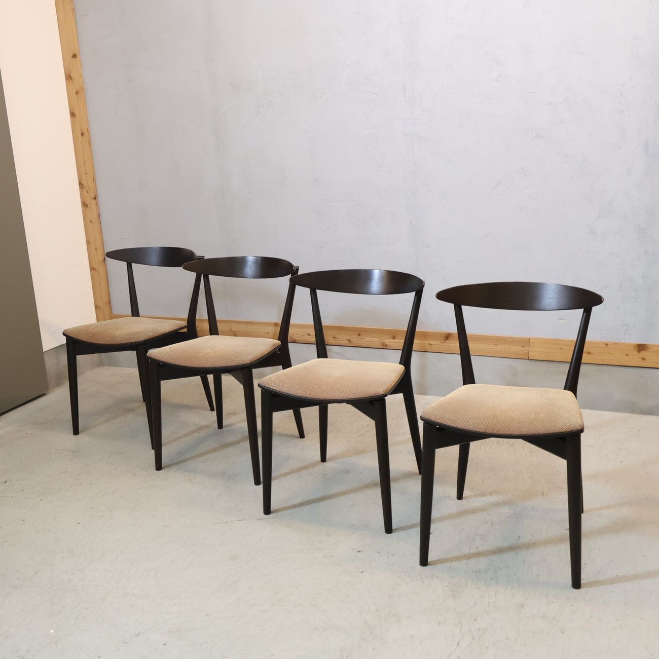 ダイニングチェア