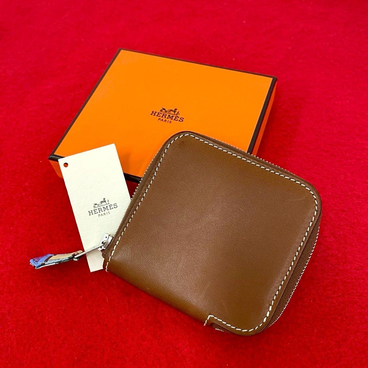 T 刻印 HERMES エルメス アザップ コンパクト ミニ シルクイン コインケース レザー 本革 ラウンドジップ 小銭入れ 茶 74959