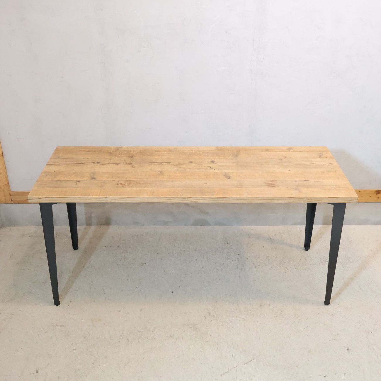 DICHOTOMIC ディコトミック 無垢古材 テーパーレッグテーブル ダイニングテーブル インダストリアル アイアン ヴィンテージ調