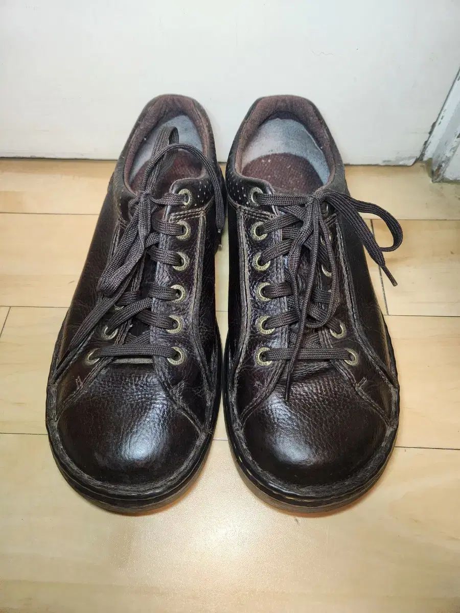 eu 43 DR. MARTENS ドクターマーチン ロハン