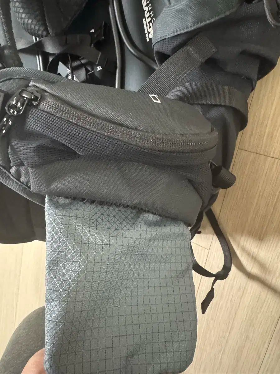  マムート デュカンスパイン パイナップル ウィメンズ 70 80 テント バックパック キャンプ便利グッズ その他 アウトドアウェア小物