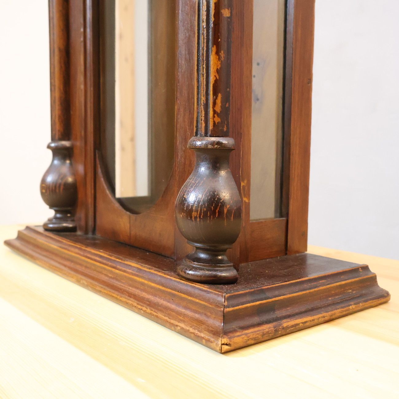 アンティーク マホガニー材 時計キャビネット ガラス 飾り棚 ヴィンテージテイスト 店舗什器 収納 カントリースタイル カフェ風 NEXPOTALLINN_EU