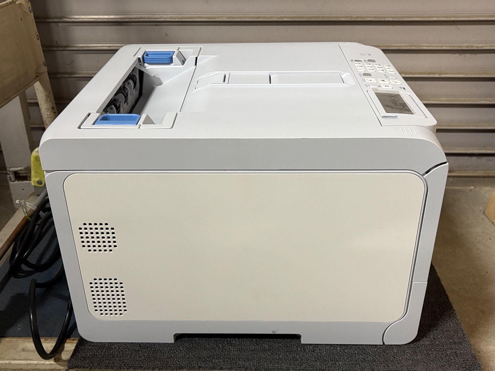 カウンター数少ない LEDプリンター