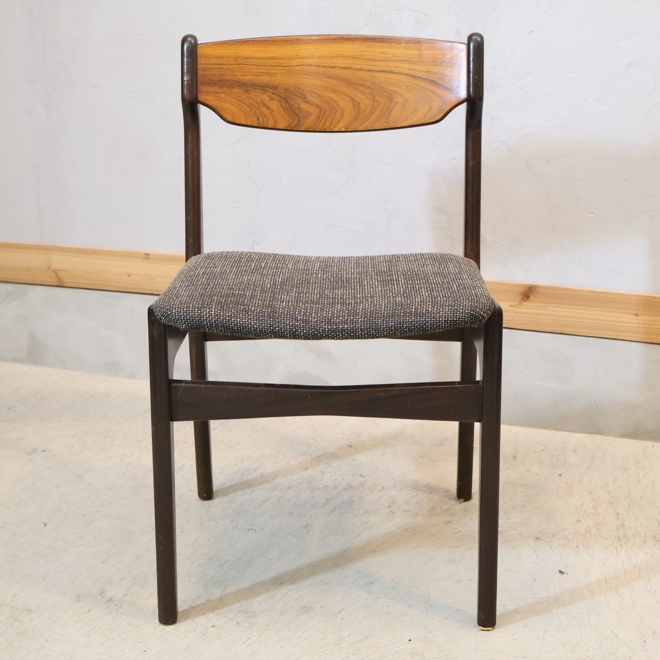 ローズウッド ダイニングチェア