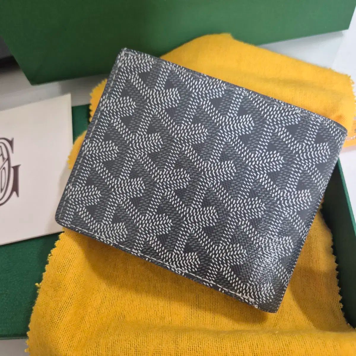 Masion Goyard ゴヤール BIG トゥワール 二つ折り財布 グレー