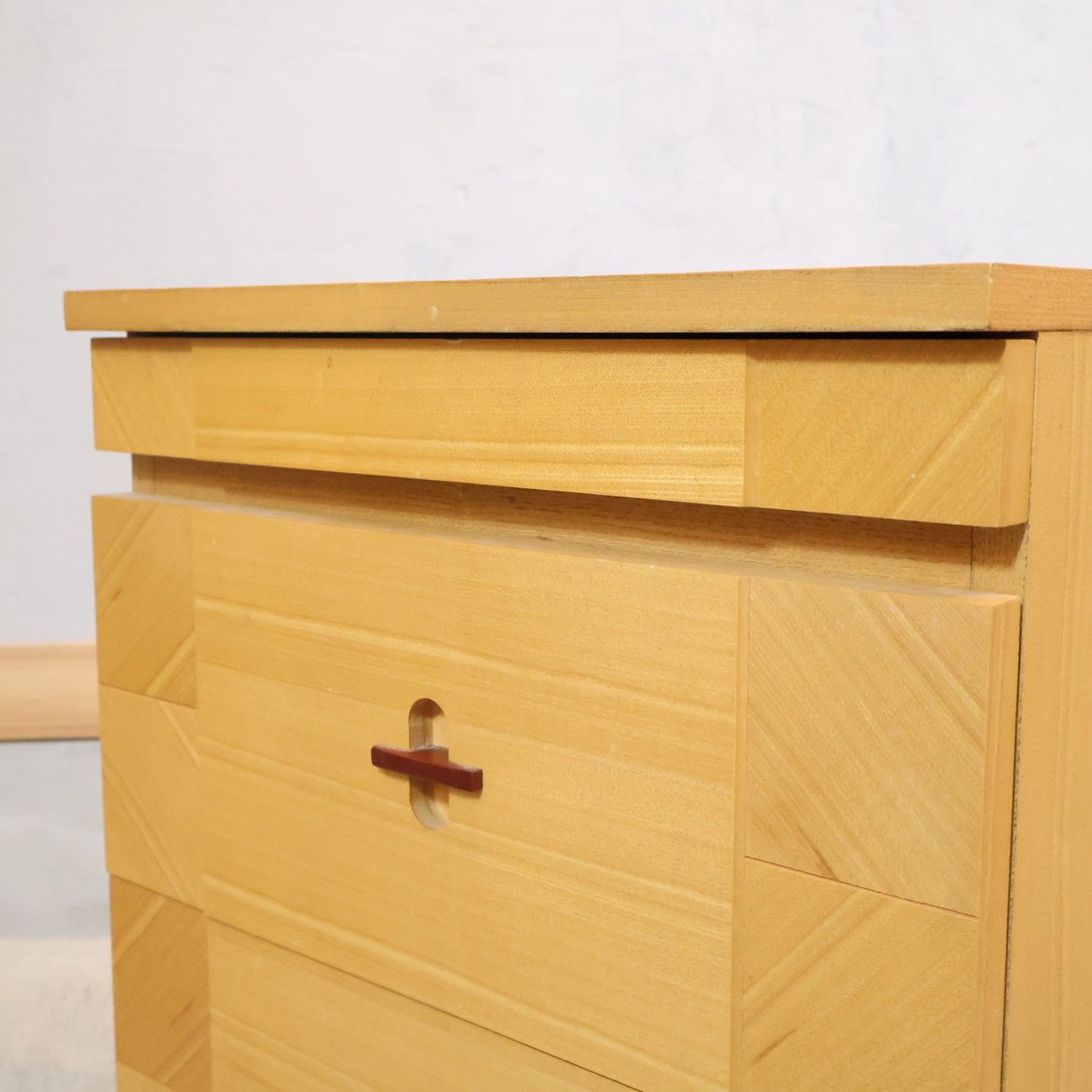 アローズ600 タモ材 仏壇台 祖霊舎置台 信徒壇 引出付き チェスト コンパクト シンプル ナチュラル 北欧スタイル リビング収納 MARWIL-DEMENAGEMENTS_CH