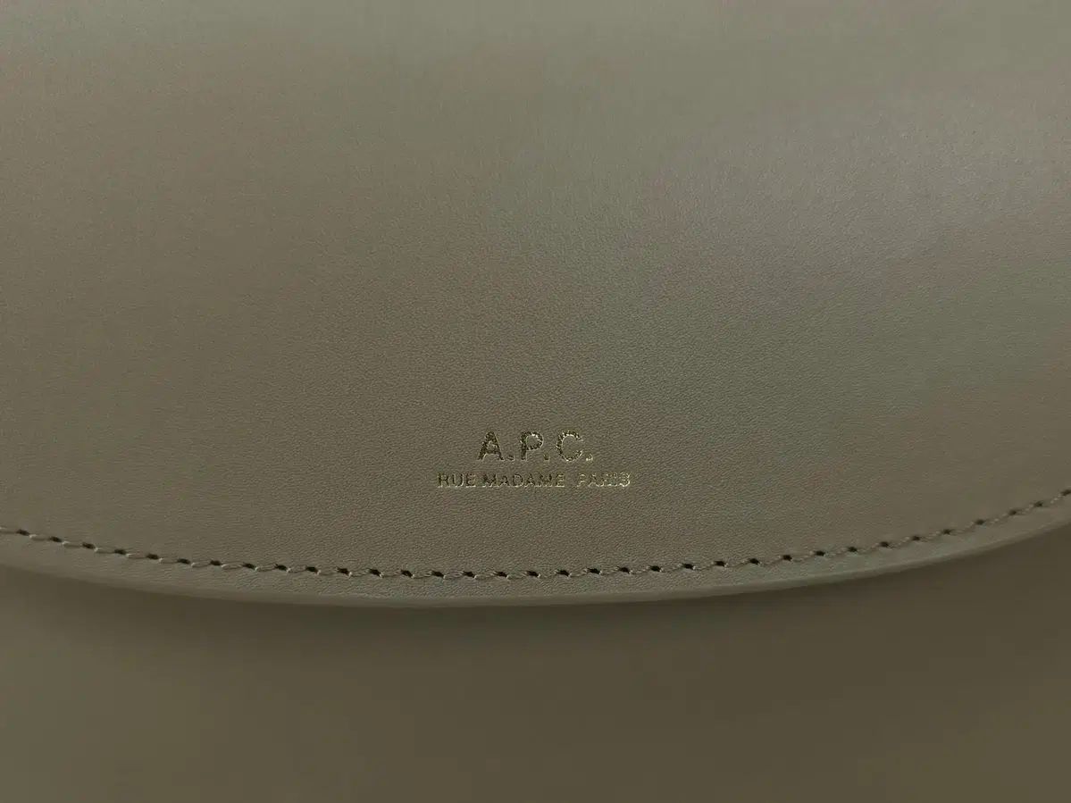 クロスバック グレー