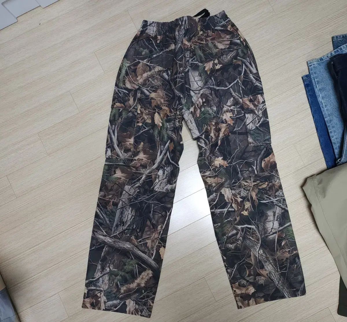 エクストラオーディナリー リアルツリー カモ ファンツ XL