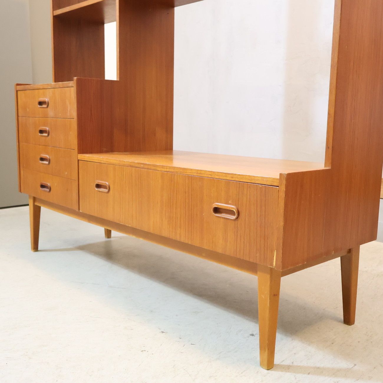 アシンメトリー スウェーデン