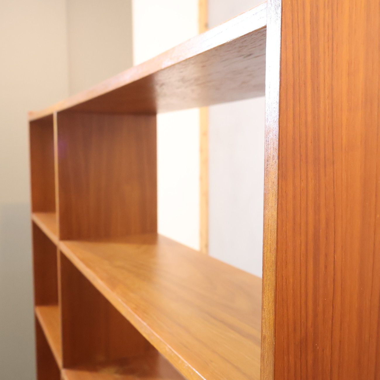 リビングボード