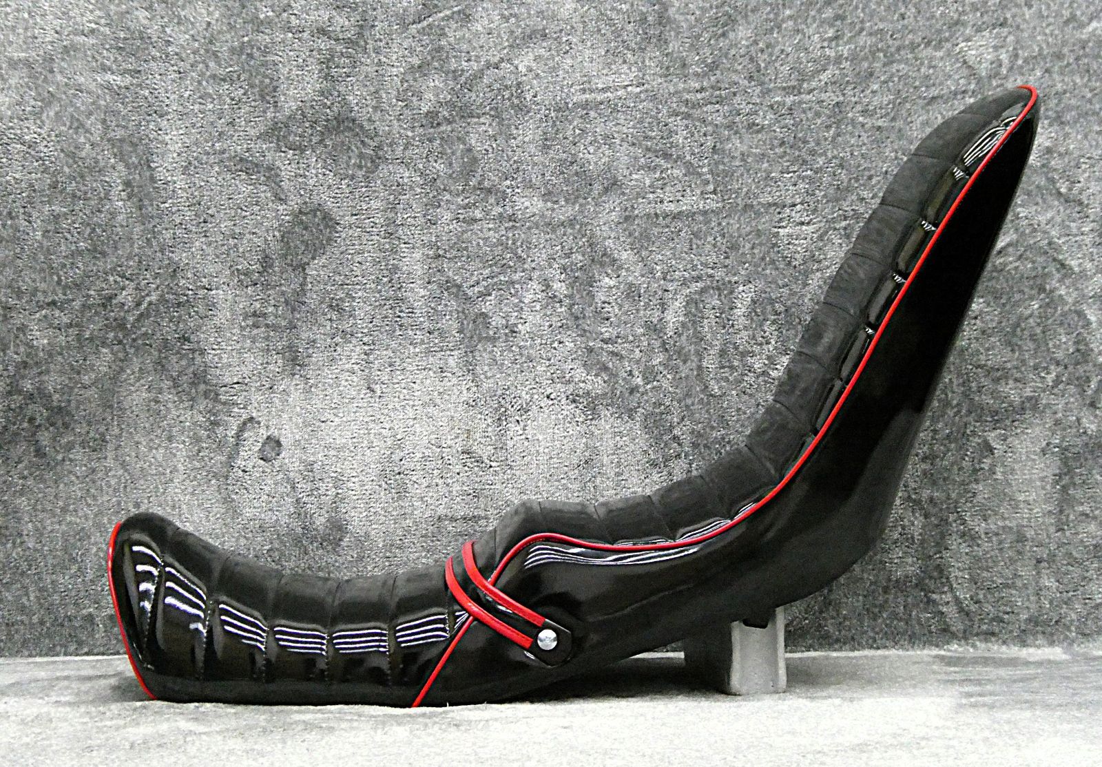 ブラック レッド