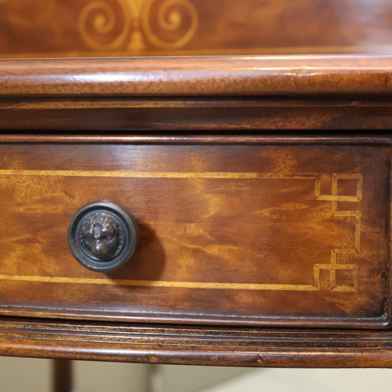 サイドボード スライド式棚付き