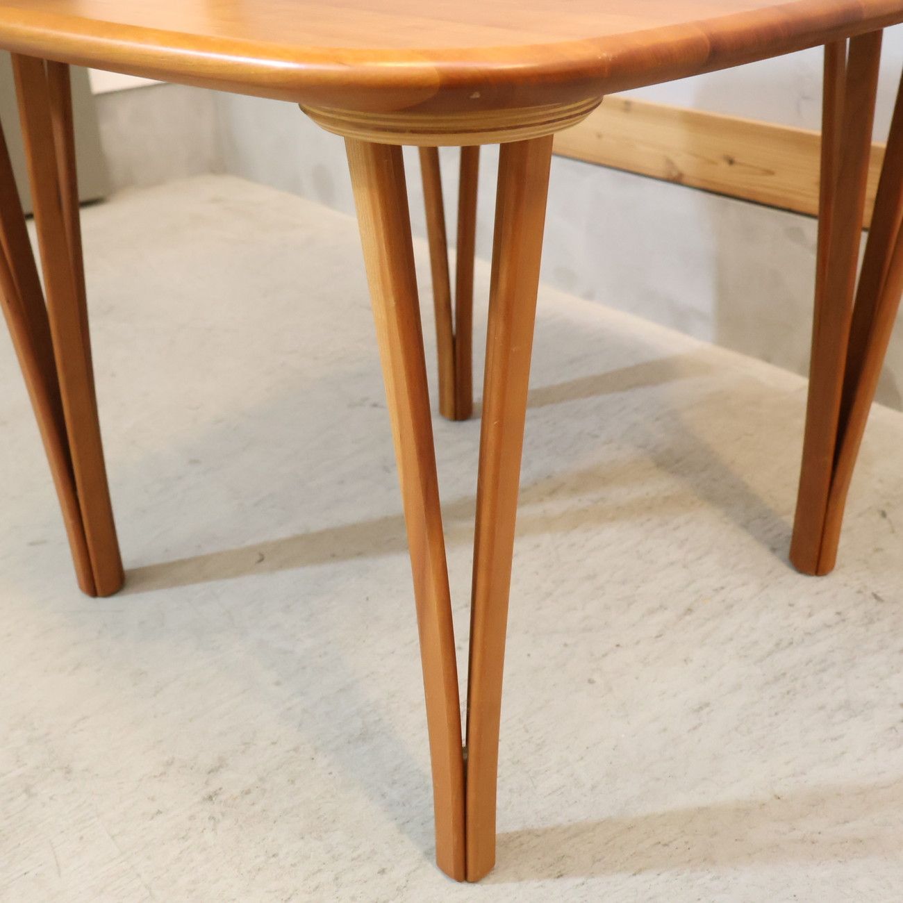 ハスレヴ チェリー材