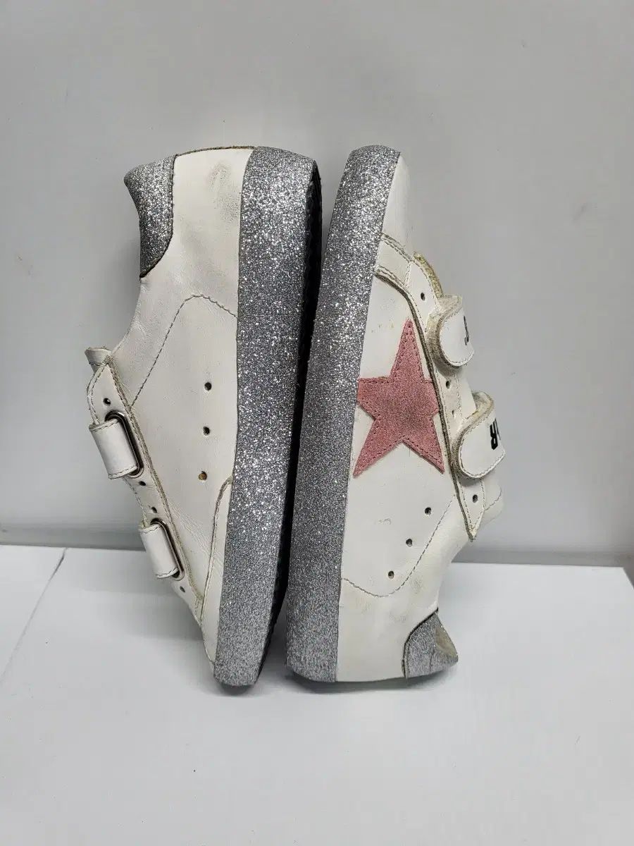 ゴールデングース キッズ子供靴