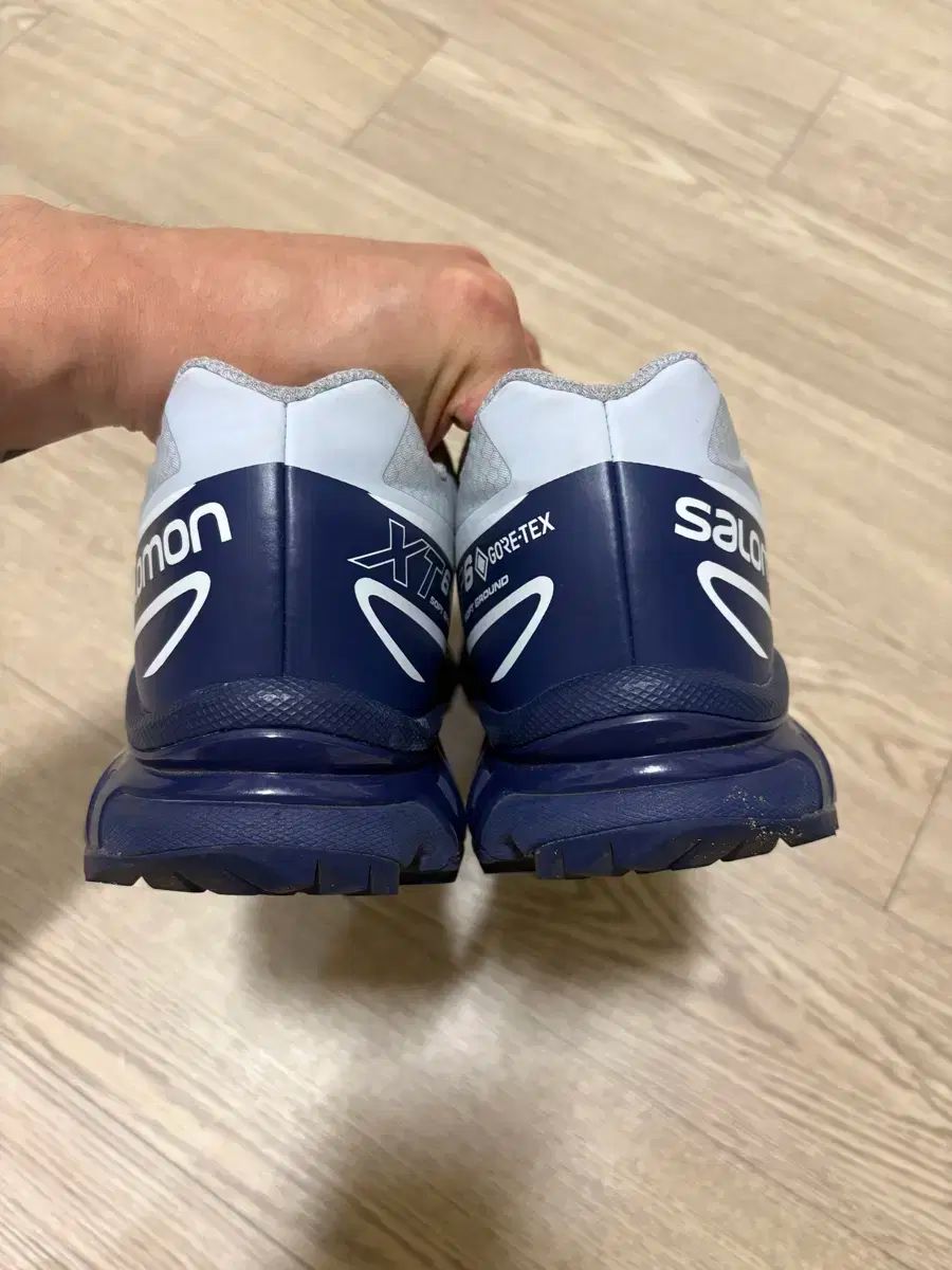 サロモン XT-6