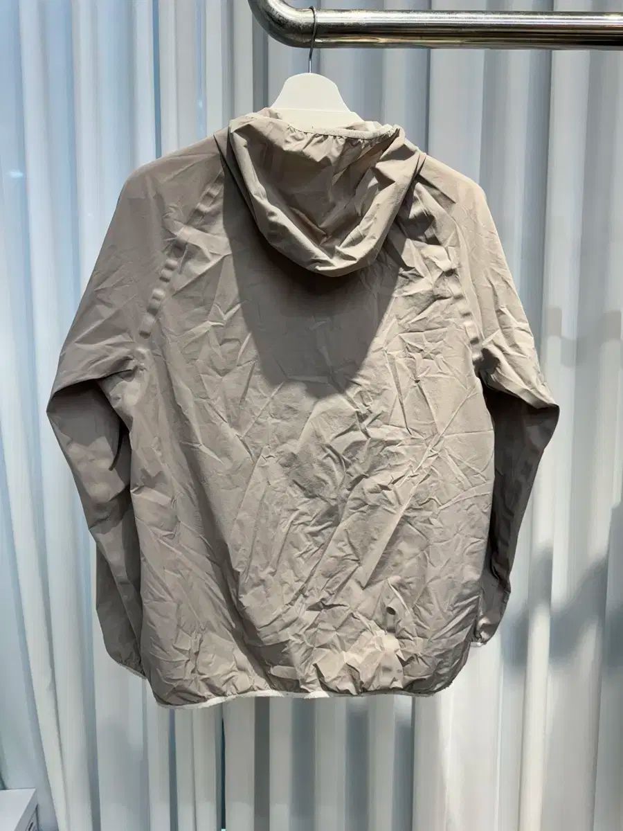 セオリー WHO フード ウィンドブレーカー グレー