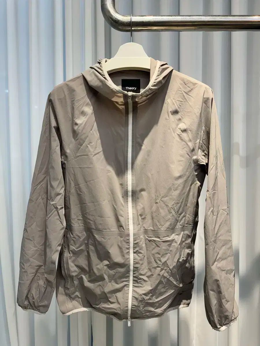 セオリー WHO フード ウィンドブレーカー グレー