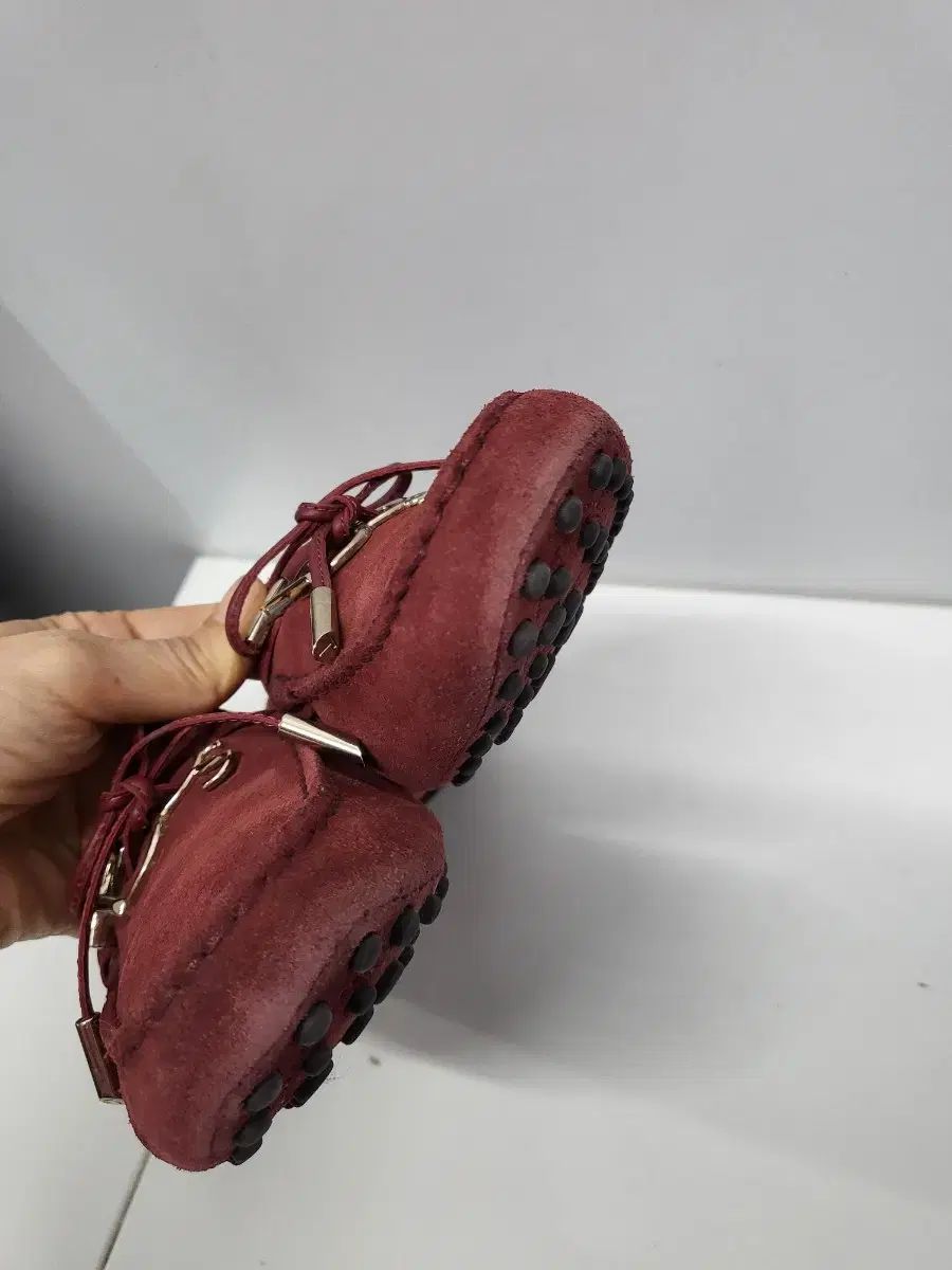 ドライビングシューズ