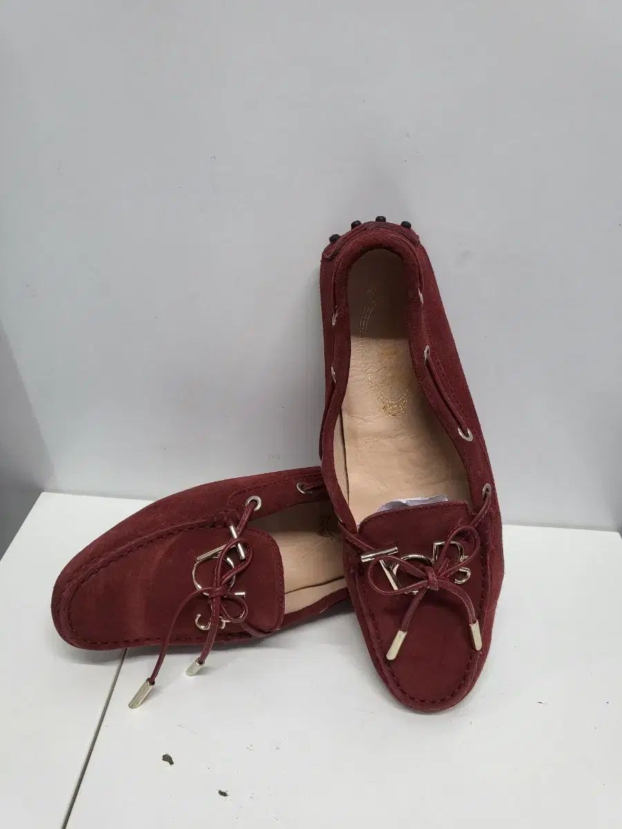 TOD S トッズ ドライビングシューズ メルカリshop取引では対象外