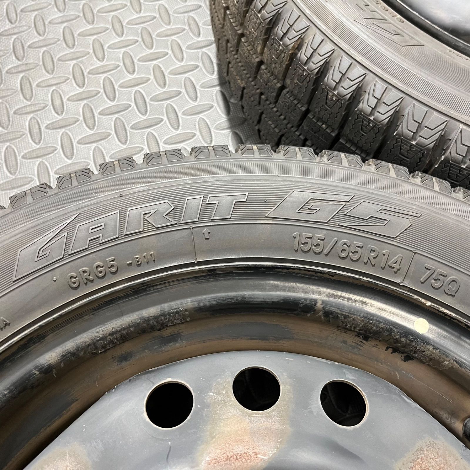 コンテ スタッドレスタイヤ