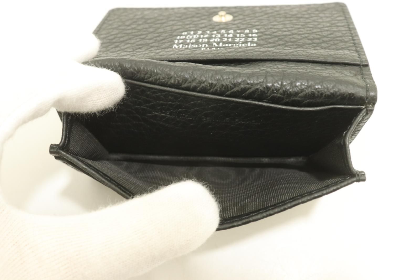 レザーカードホルダー