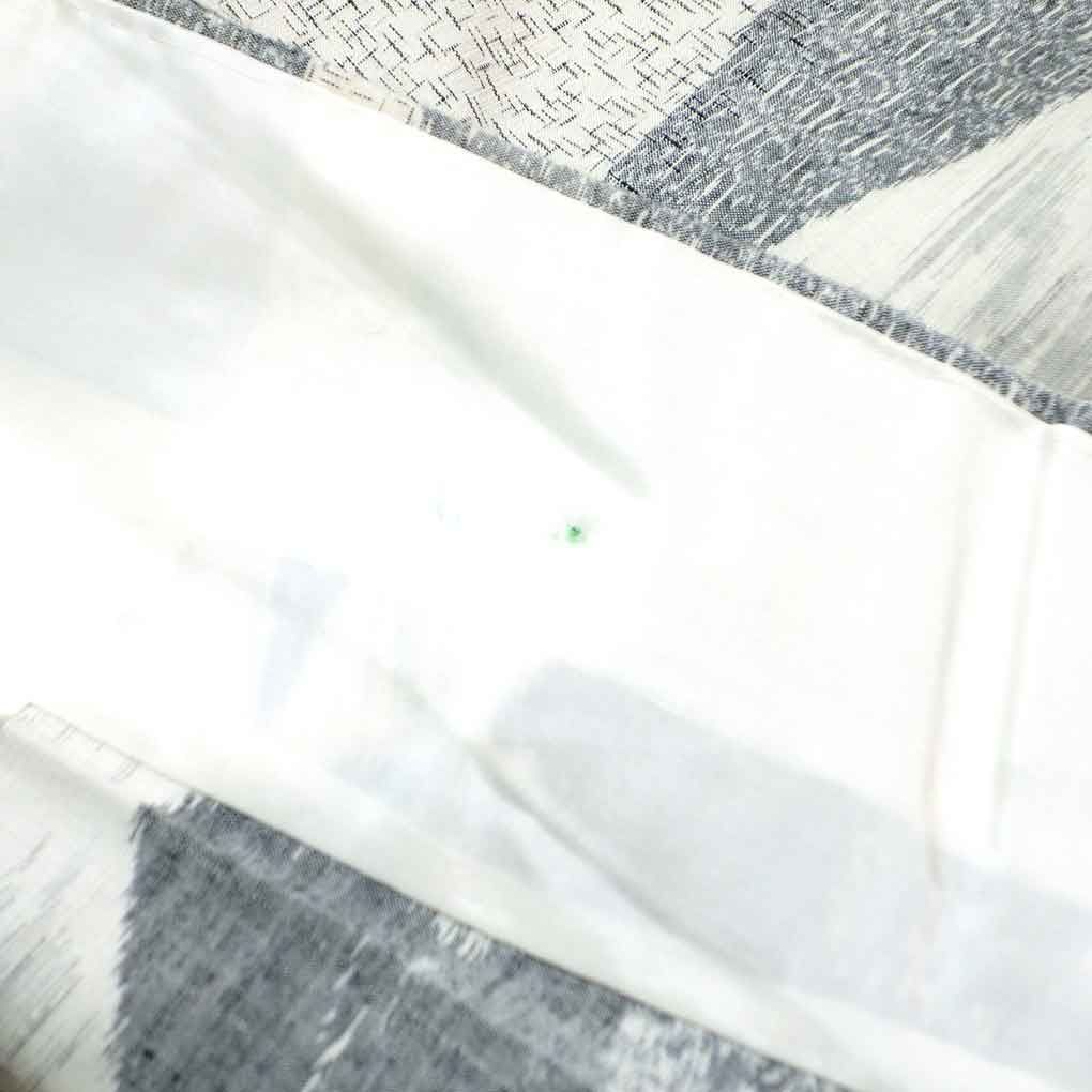 シルク ホワイト