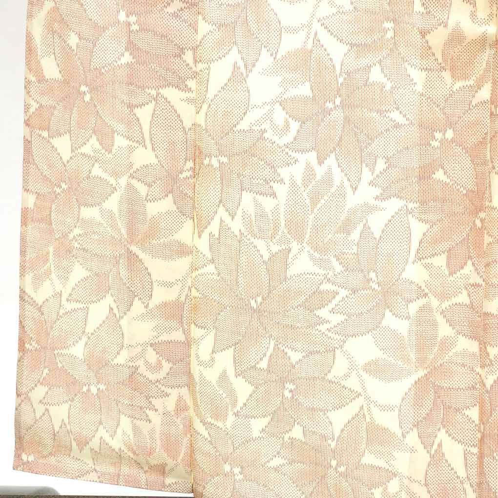 紬 身丈161cm 裄65cm 前幅25cm 後幅30cm 袖丈51cm 袖幅32cm レディース 単衣 花柄 裄Mサイズ 初夏 初秋用 正絹 シルク ホワイト リメイク リユース リサイクル 呉服のきくや