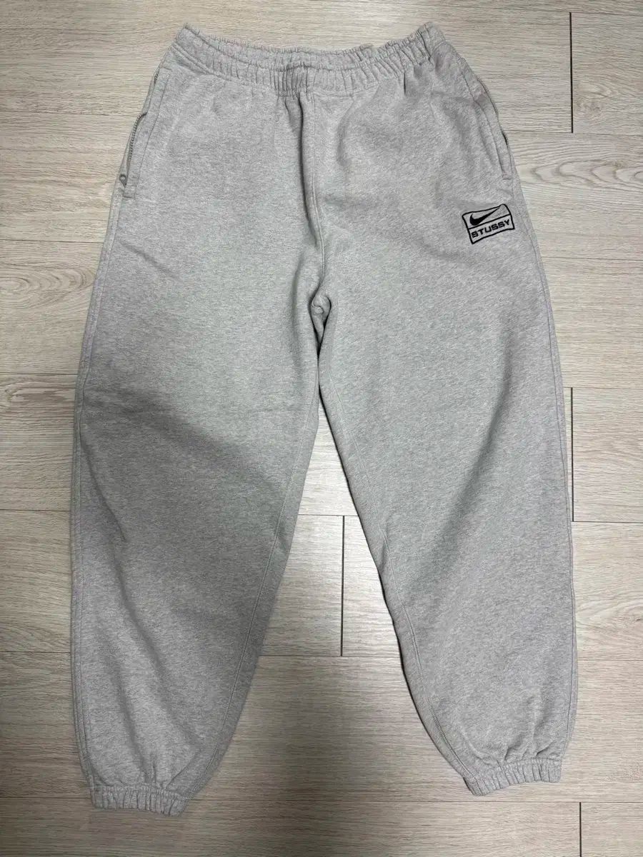 M NIKE×ステューシー STUSSY NIKE×ステューシー グレー パンツ