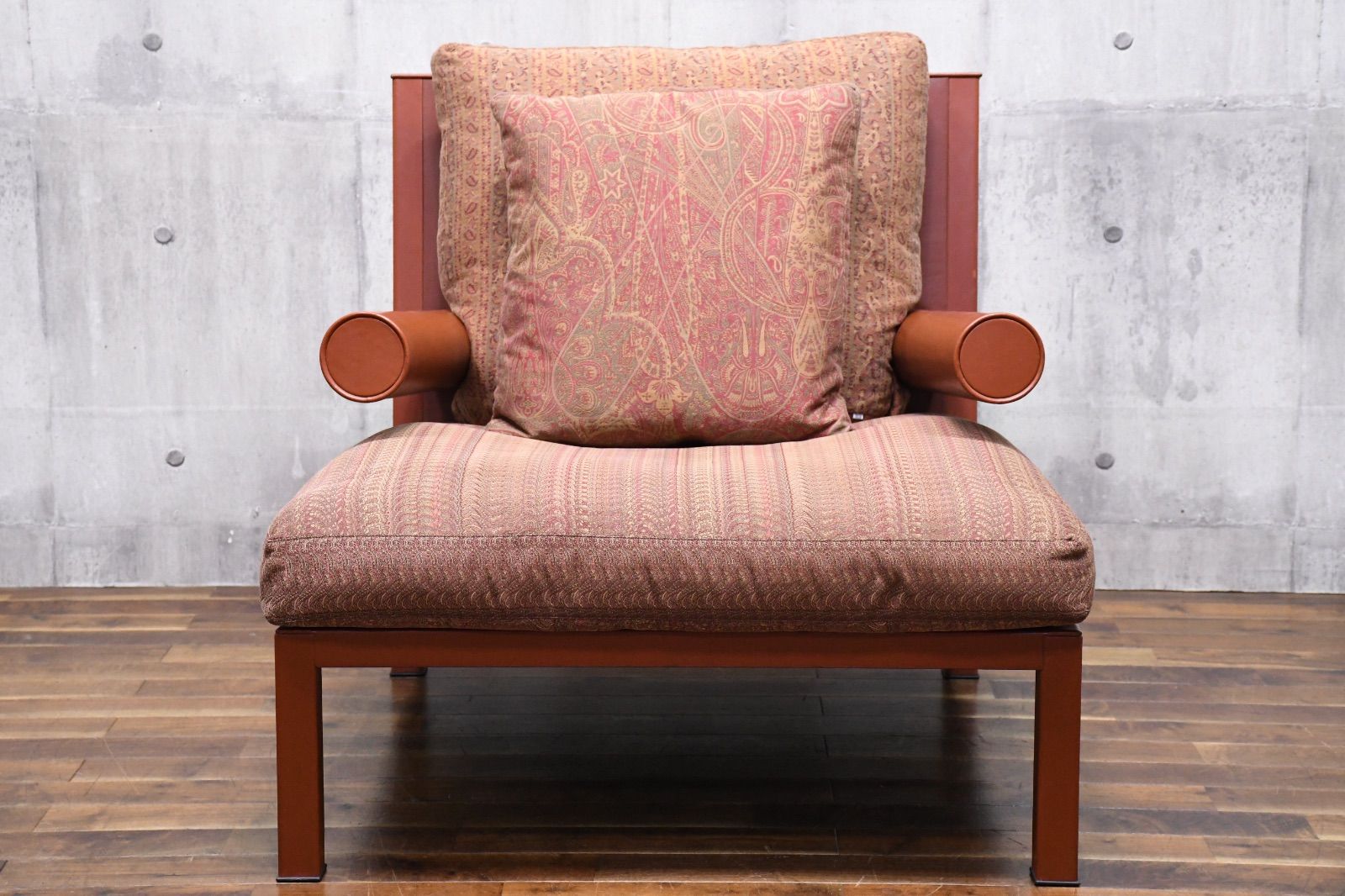 EJK84 B-B ITALIA BAISITY アームチェア アントニオ チッテリオ B-Bイタリア バイシティ 1人掛けソファ ヴィンテージ シングルソファ フェザークッション付き